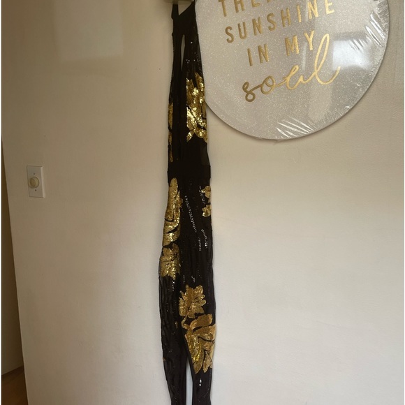 ♣️🤎GET READY FOR 2025 IN THIS SEXY-MY MOM MIAMI SHEER GOLD & BLACK JUMPSUIT♣️ - Picture 7 of 10